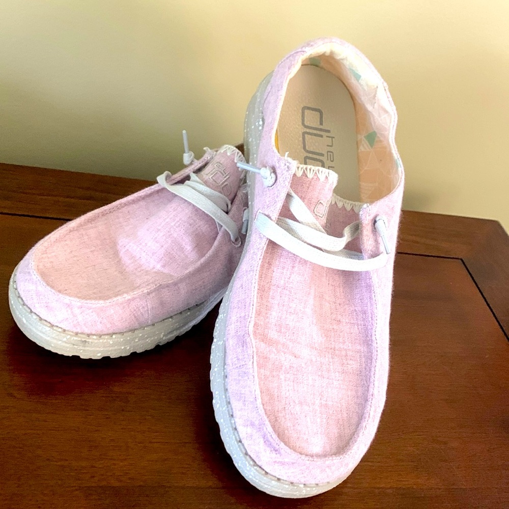 Women Size 9 Hey Dudes
